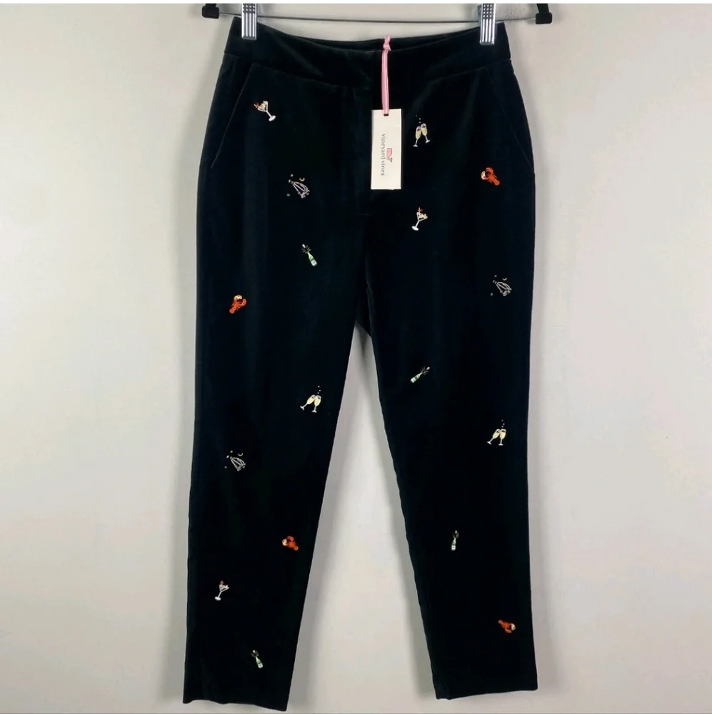 Vineyard Vines NWTs Embroidered Velvet Lobster Champagne Pants W 17" Inseam 27" - Picture 1 of 2